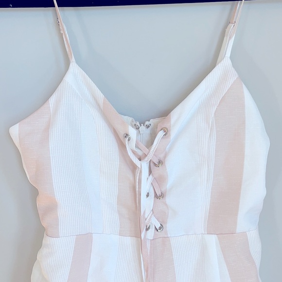 Pink/White Romper - Picture 2 of 5